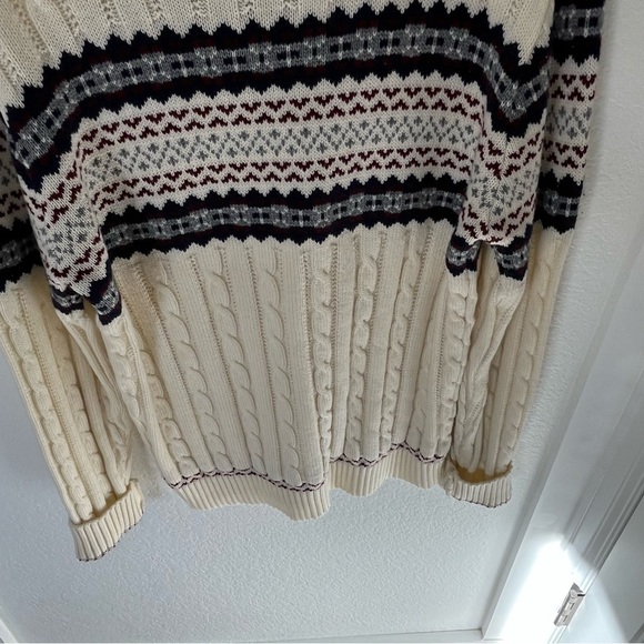 Vintage High Sierra Men's Large Crewneck Cableknit Sweater. - Picture 8 of 8